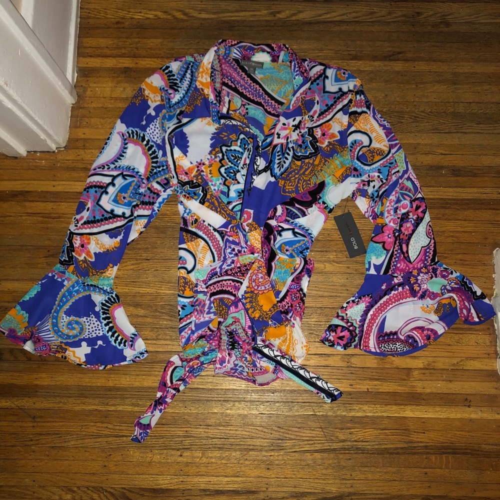 Flare sleeve dress shirt